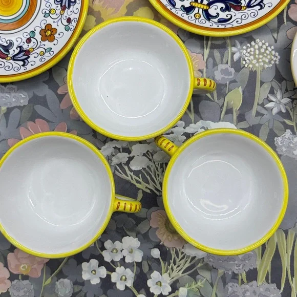 ⭐️7 piece Deruta Pottery teapot and saucer set